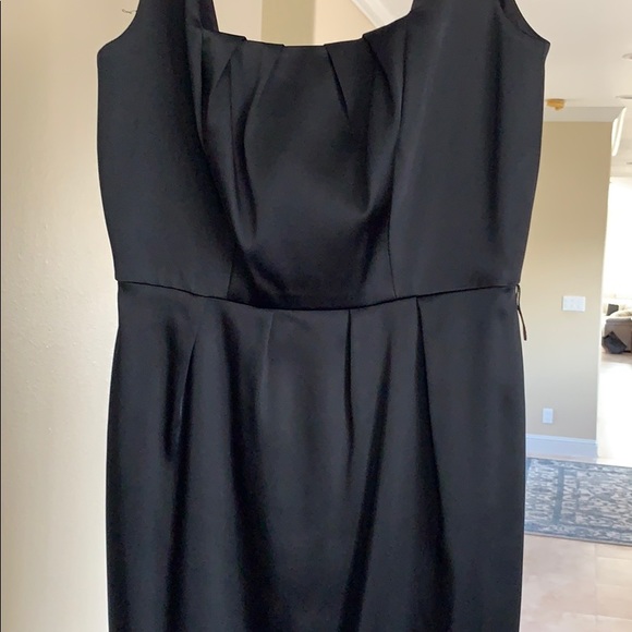 Classy dress with to bow belts - Picture 2 of 4